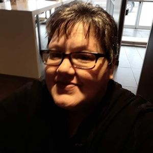 Meet your Posher, Leigh-ann